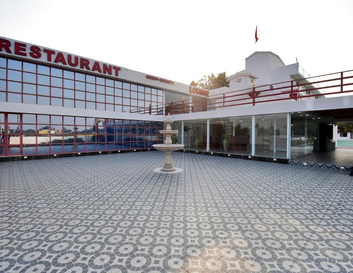 Oyo Townhouse 779 Gods County Hotel Tarapith Bagian luar foto