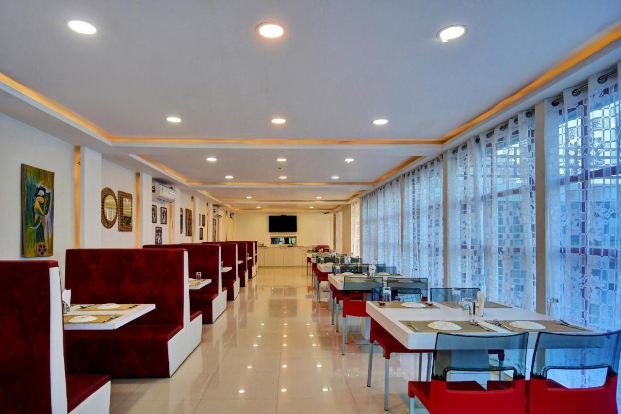 Oyo Townhouse 779 Gods County Hotel Tarapith Bagian luar foto