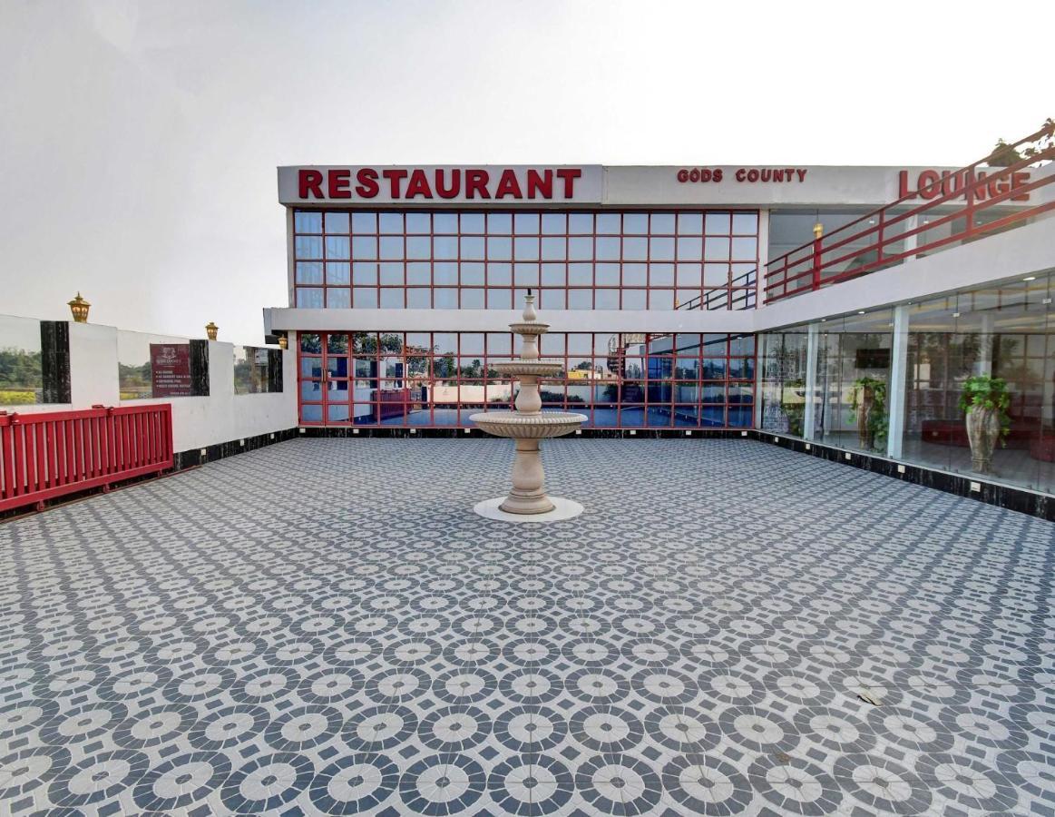 Oyo Townhouse 779 Gods County Hotel Tarapith Bagian luar foto
